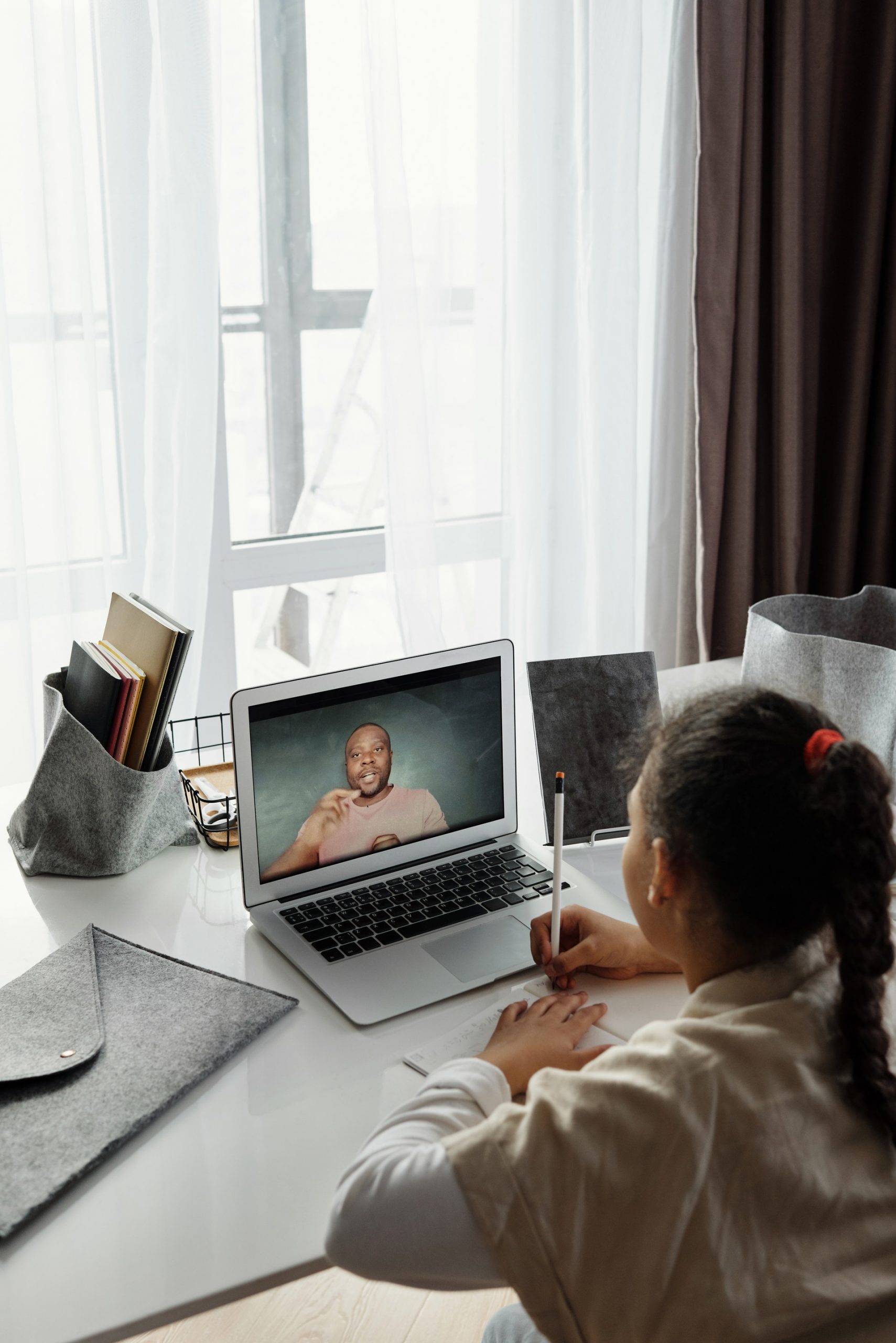 using technology in preschool education